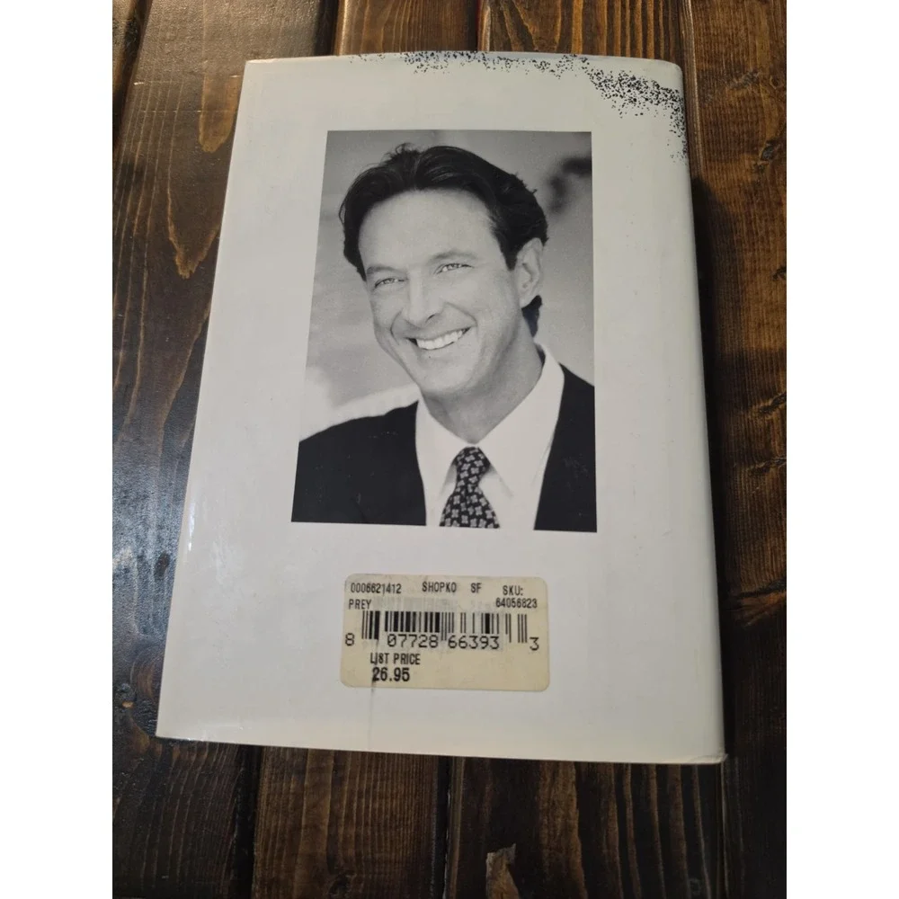 First Edition 2002 PREY MICHAEL CRICHTON HARDCOVER BOOK  NOVEL HARPERCOLLINS